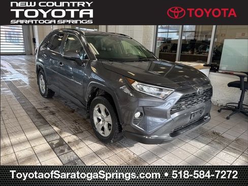 Used 2019 Toyota RAV4 XLE image 1