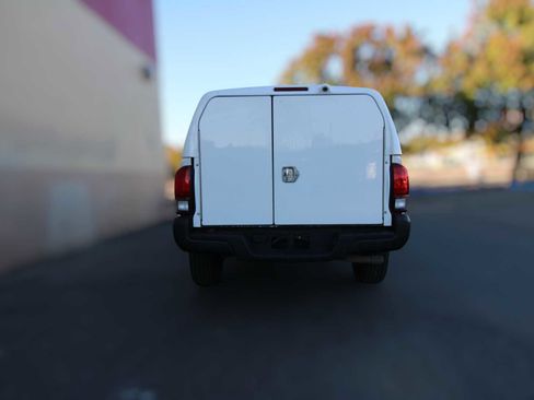 Used 2020 Toyota Tacoma SR image 20