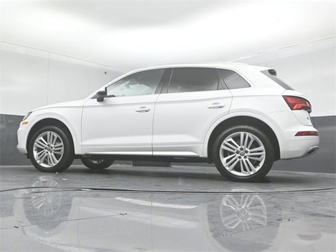 Used 2018 Audi Q5 Prestige w/ Prestige Package image 43