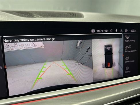 Used 2019 BMW X5 xDrive50i w/ M Sport Package image 24