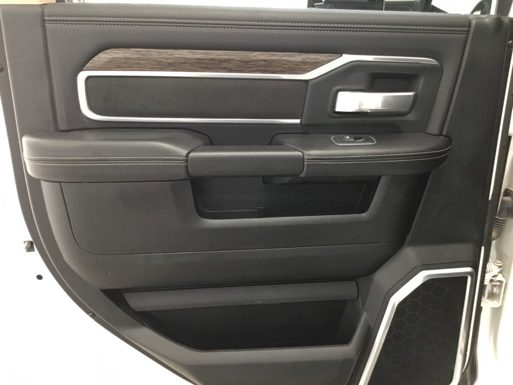 Used 2020 RAM 2500 Laramie AWD/4WD image 32