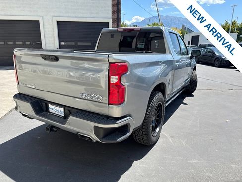 Used 2025 Chevrolet Silverado 1500 High Country w/ Technology Package AWD/4WD image 7