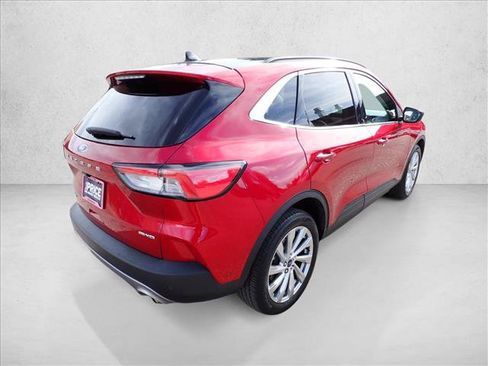 Certified 2022 Ford Escape Titanium w/ Titanium Elite Package AWD/4WD image 4