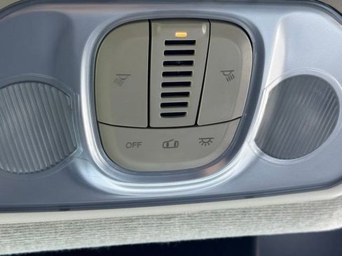 New 2025 RAM ProMaster 1500 w/ Convenience Group FWD image 23