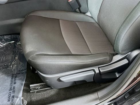 Certified 2025 Nissan Sentra SV FWD image 27