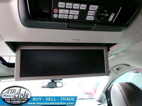 Used 2015 Honda Odyssey Touring Elite image 18