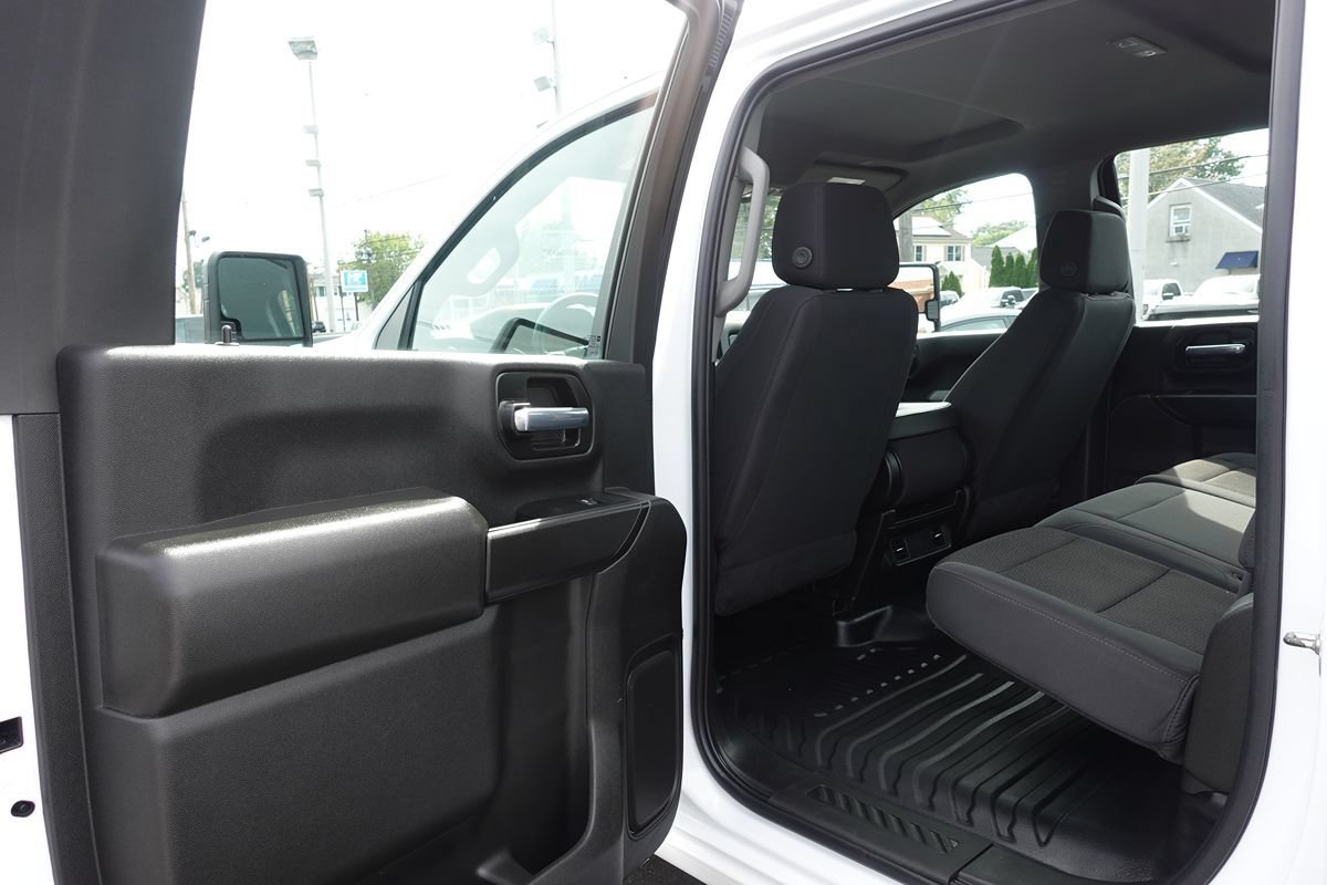 Used 2025 Chevrolet Silverado 2500 W/T AWD/4WD image 21
