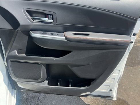 Used 2022 Toyota Sienna XSE w/ XSE Plus Package FWD image 17