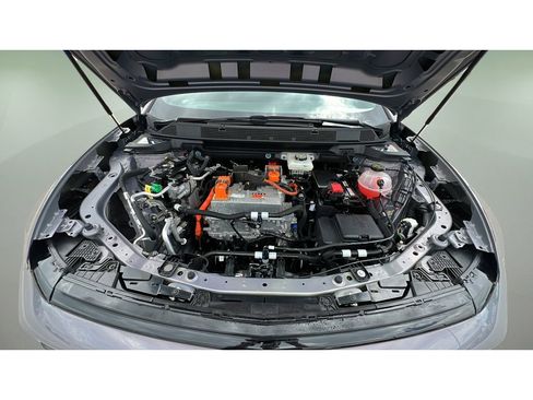 Certified 2025 Chevrolet Equinox EV LT w/ Convenience Package AWD/4WD image 32