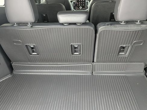 Used 2026 GMC Acadia Denali w/ Super Cruise Package AWD/4WD image 14