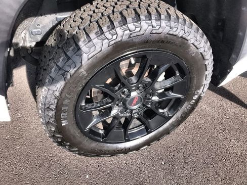 Used 2023 Toyota Tundra SR5 w/ SR5 Premium Package image 10