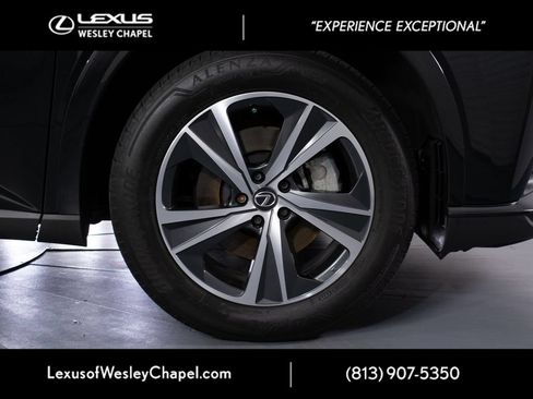 Used 2025 Lexus RX 350 Premium w/ Accessory Package (Z1) FWD image 3