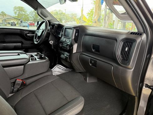 Used 2021 Chevrolet Silverado 1500 Custom image 19