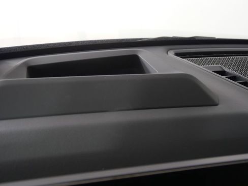 Used 2026 BMW X1 xDrive28i w/ Technology Package image 21