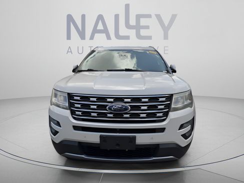Used 2016 Ford Explorer Limited w/ Equipment Group 301A FWD image 2