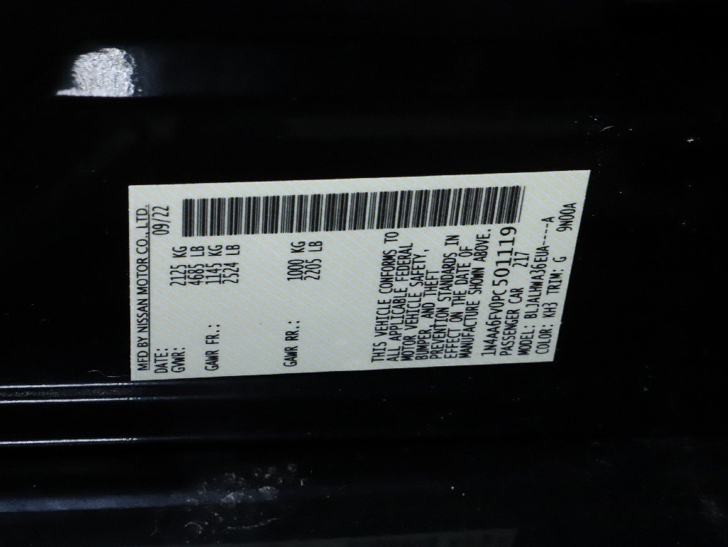 Used 2023 Nissan Maxima Platinum w/ Sport Mat Group FWD image 24