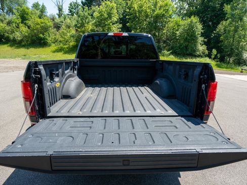 Used 2018 Ford F150 Lariat w/ Equipment Group 502A Luxury AWD/4WD image 38