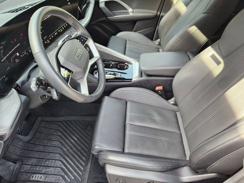 Used 2025 Audi Q5 Premium Plus w/ Premium Plus AWD/4WD image 18