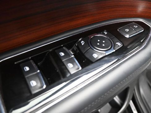 Used 2023 Lincoln Navigator Reserve AWD/4WD image 11