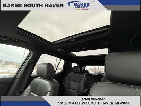 Used 2022 Chevrolet Traverse RS image 30