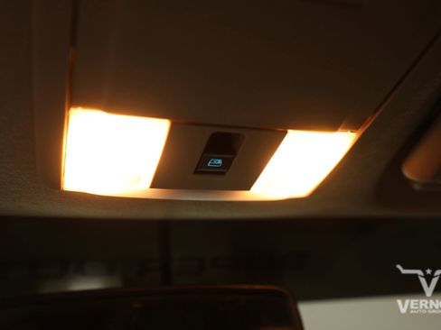 Used 2012 Ford F250 Lariat w/ Lariat Interior Pkg image 25