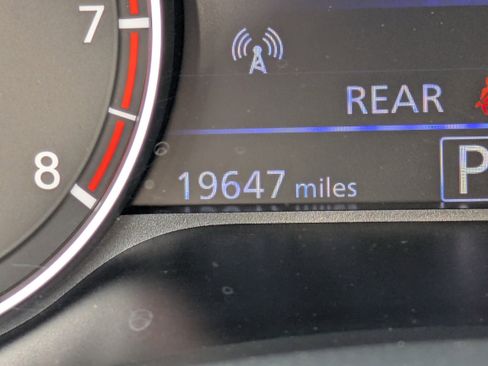 Used 2024 Nissan Altima 2.0 SR image 27