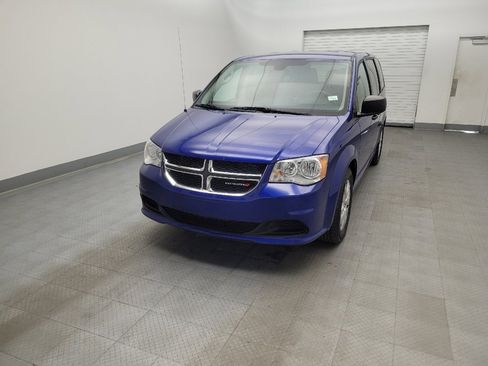 Used 2020 Dodge Grand Caravan SE image 15