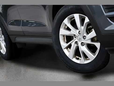 Used 2019 Hyundai Tucson Value AWD/4WD image 9