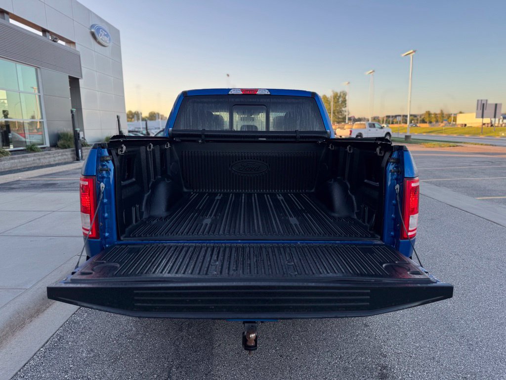 Used 2017 Ford F150 XLT w/ Equipment Group 302A Luxury AWD/4WD image 41