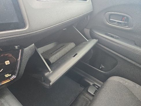Certified 2022 Honda HR-V EX image 21