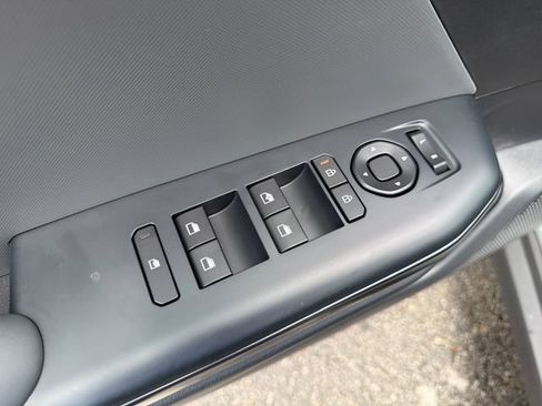 New 2026 Kia K4 FWD image 17