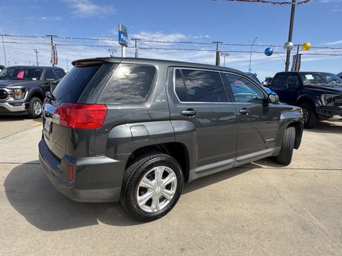 Used 2017 GMC Terrain SLE image 6