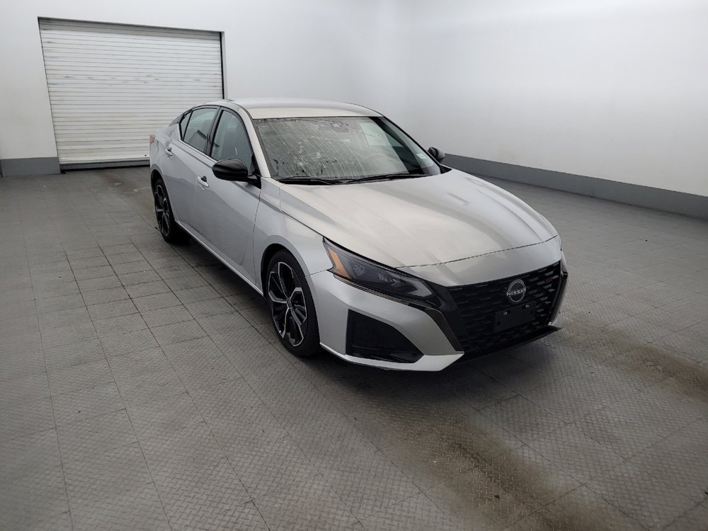 Used 2023 Nissan Altima 2.5 SR AWD/4WD image 13