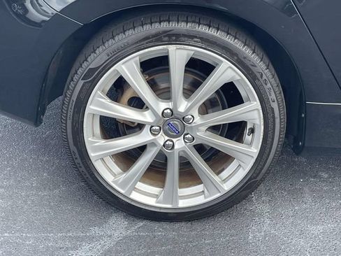 Used 2016 Volvo S60 T5 Inscription Platinum FWD image 9