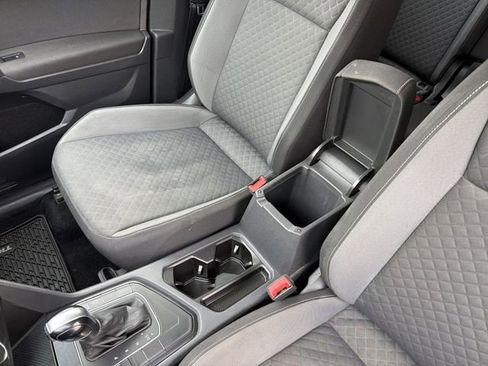Used 2021 Volkswagen Tiguan S image 22