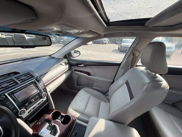 Used 2012 Toyota Camry XLE FWD image 19