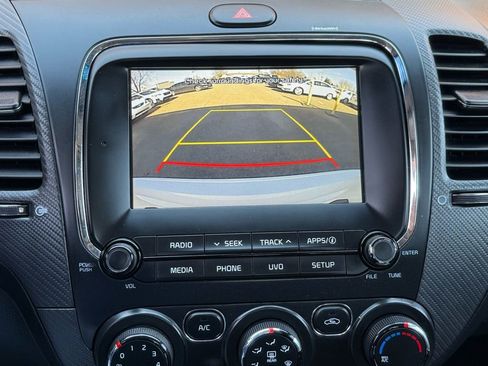 Used 2018 Kia Forte S w/ S Technology Plus Package image 37