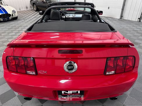 Used 2006 Ford Mustang GT Premium RWD image 16