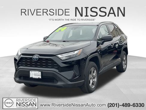 Used 2024 Toyota RAV4 LE image 1