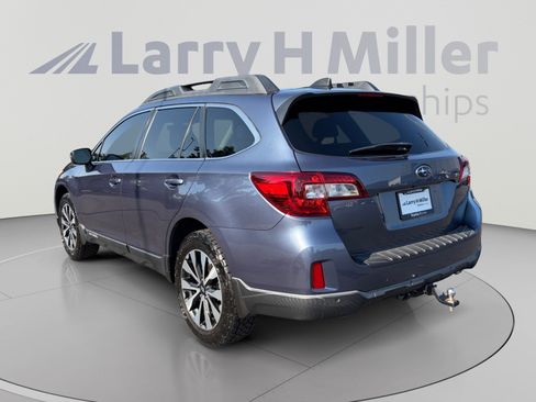 Used 2017 Subaru Outback 3.6R Limited AWD/4WD image 3
