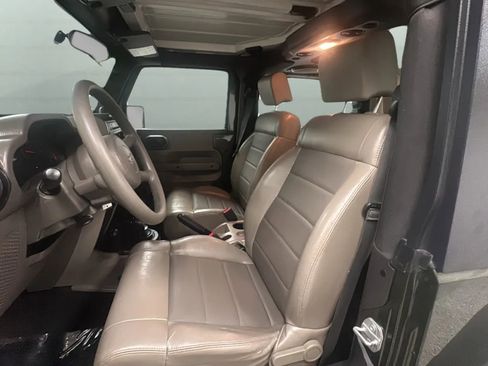 Used 2009 Jeep Wrangler X AWD/4WD image 18