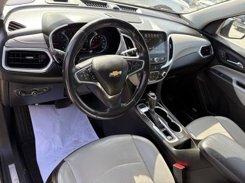 Used 2018 Chevrolet Equinox Premier image 14