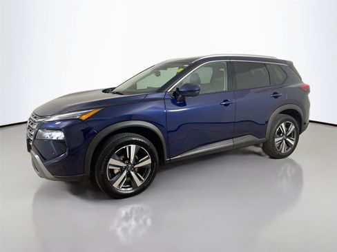 Used 2026 Nissan Rogue SL AWD/4WD image 8