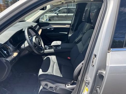 Certified 2025 Volvo XC90 B6 Plus AWD/4WD image 20
