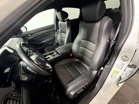 Used 2022 Honda Accord Sport image 13