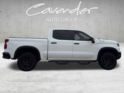 Used 2022 Chevrolet Silverado 1500 ZR2 w/ Technology Package AWD/4WD image 17