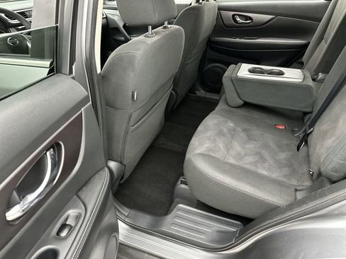 Used 2016 Nissan Rogue SV w/ SV Premium Package AWD/4WD image 22