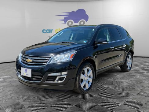 Used 2017 Chevrolet Traverse LT w/ Style and Technology Package AWD/4WD image 1