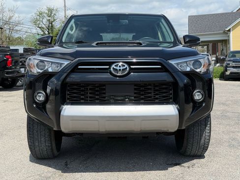 Used 2023 Toyota 4Runner TRD Off-Road Premium w/ Moonroof Package AWD/4WD image 9