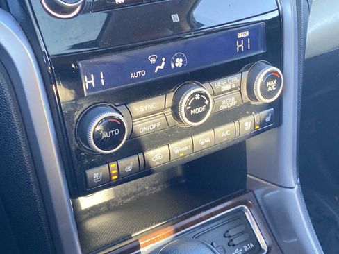 Used 2019 Subaru Ascent Touring image 24
